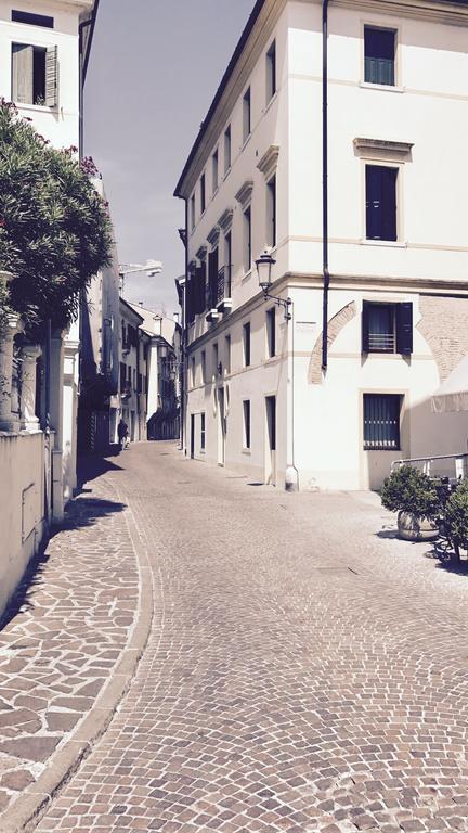 Carraresi Room Treviso Exterior foto